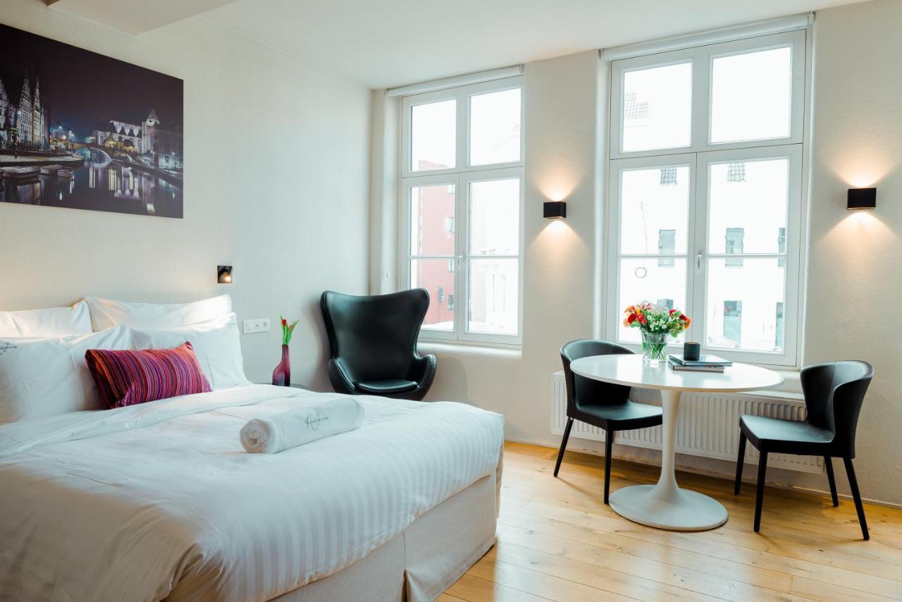 Heirloom - The House Of Edward 3* Ghent