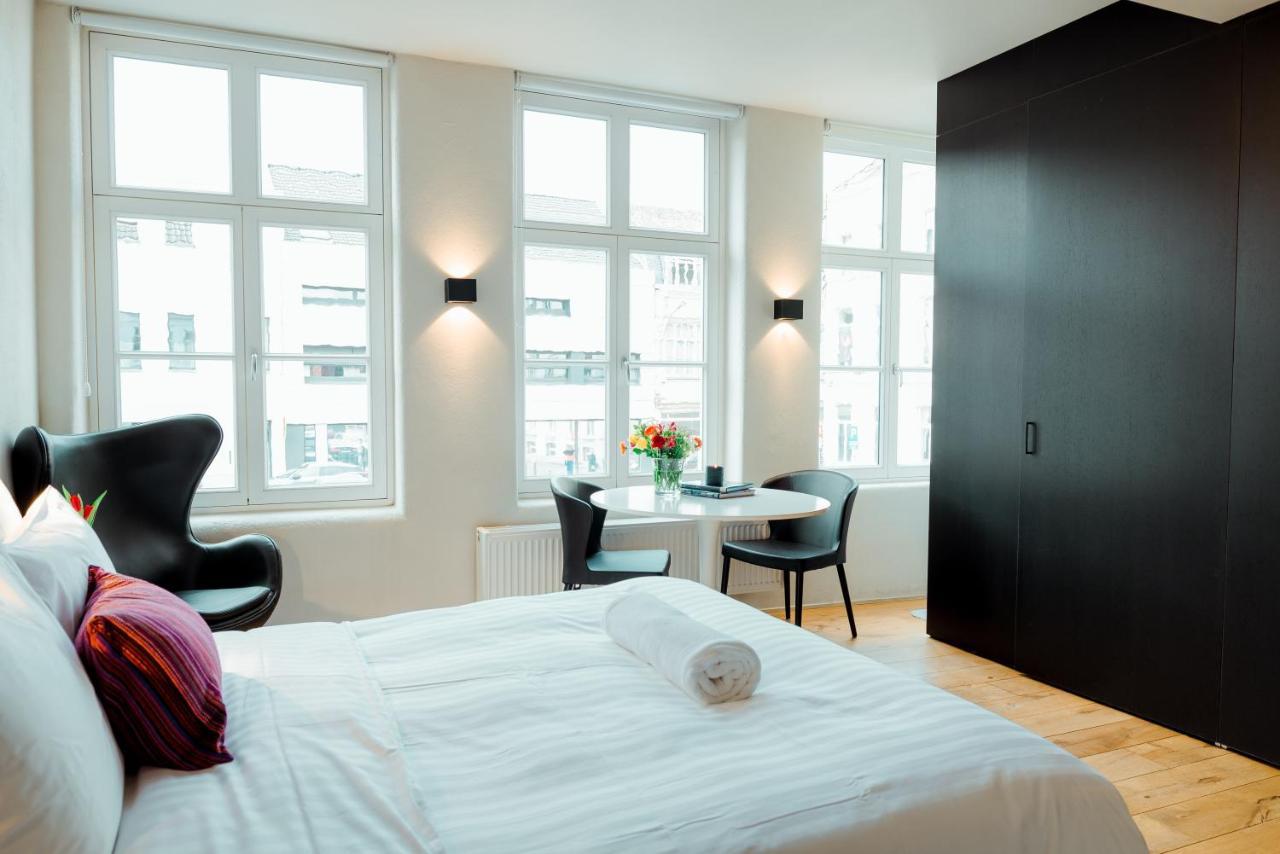 Heirloom - The House Of Edward 3* Ghent